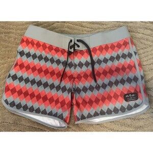 NRS Beds Board Shorts Size 8 Pink Grey Geometrical Pattern Athletic Shorts